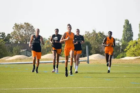 Vidéo: Les premiers entraînements du Tango de Bourges