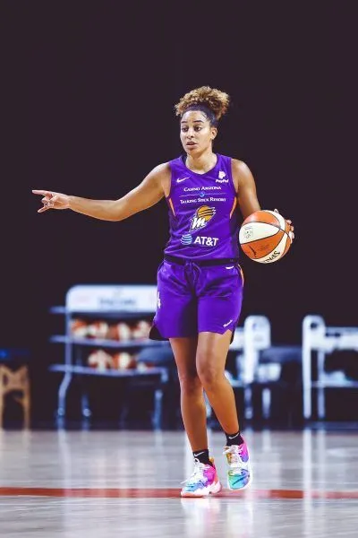 WNBA: 24 points pour Bria Hartley pour son entrée dans le 5 de départ de Phoenix