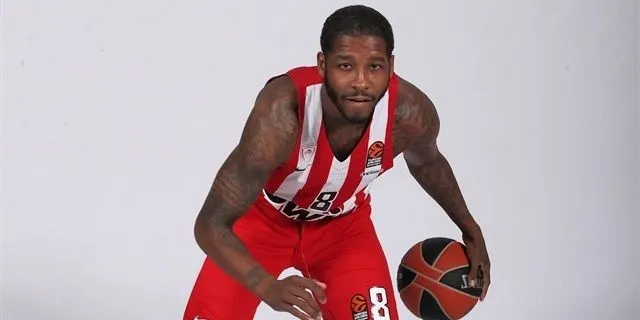 Retour en France, à Nanterre, de Dwight Buycks, MVP étranger 2013