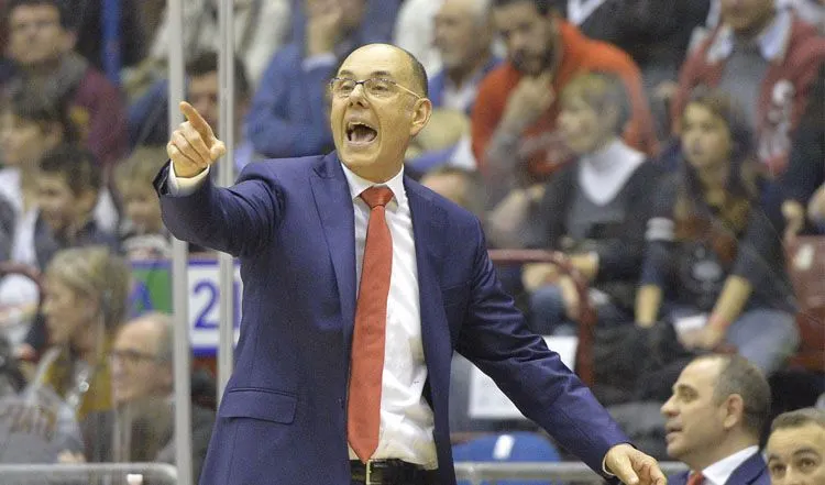 Italie: Luis Scola serait à l’origine du licenciement du coach Attilio Caja