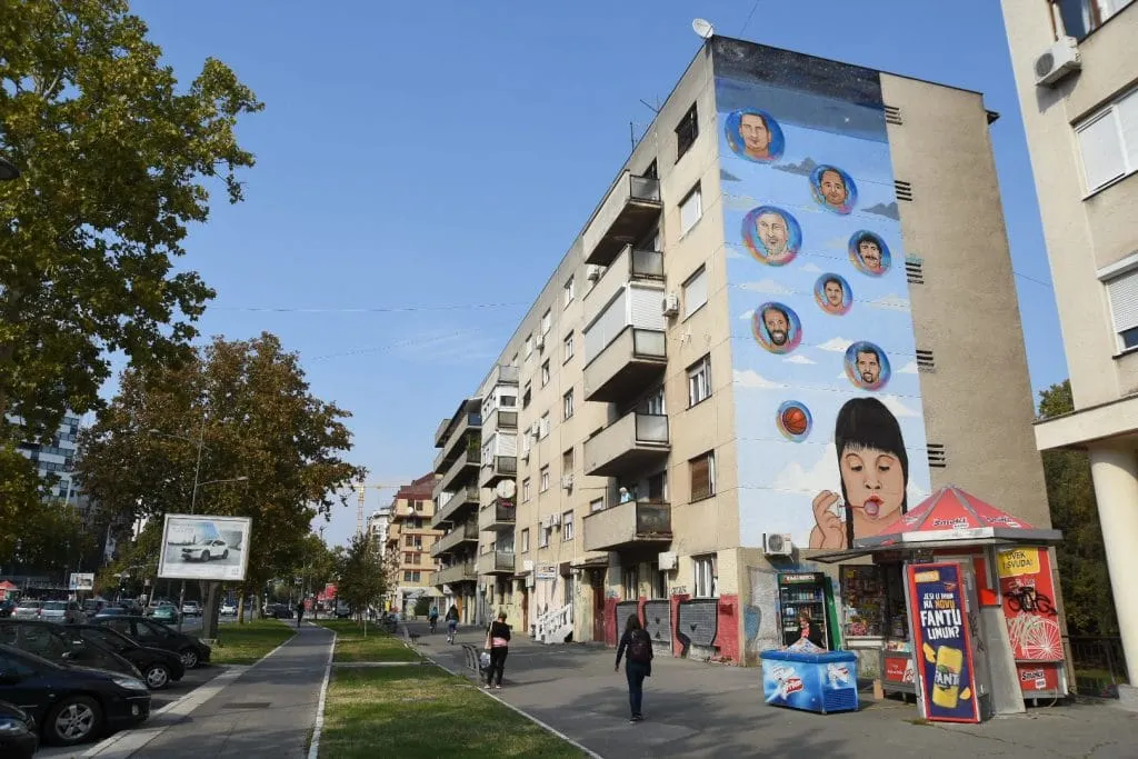 Serbie: Un hommage raté aux stars du basket à Novi Sad