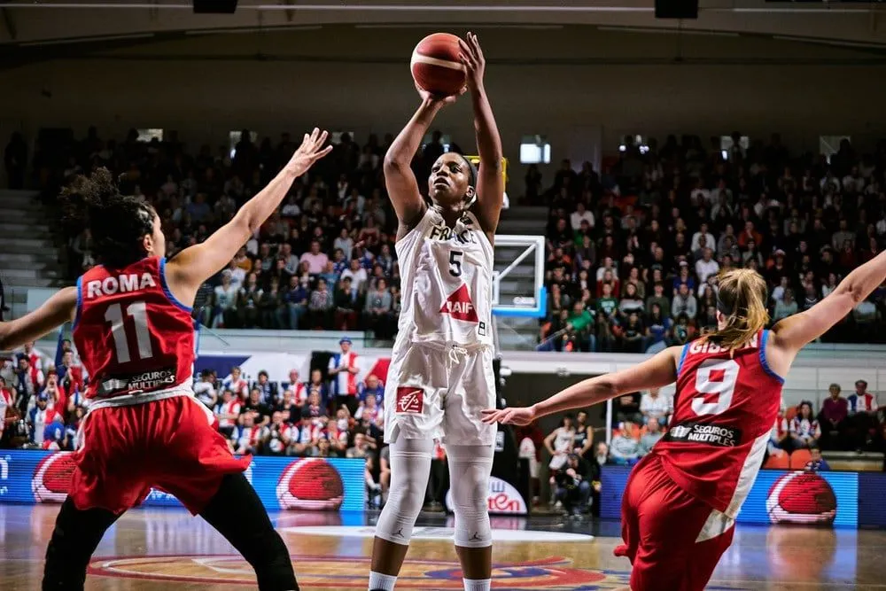 Equipe de France féminine – Endy Miyem : « Dans nos têtes on va jouer ces JO et on va se préparer pour »