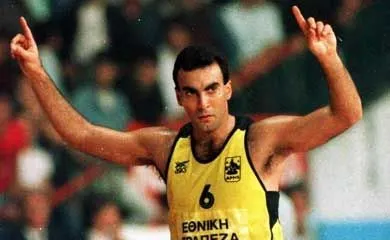 Vidéo: Nick Galis vs Vincent Collet