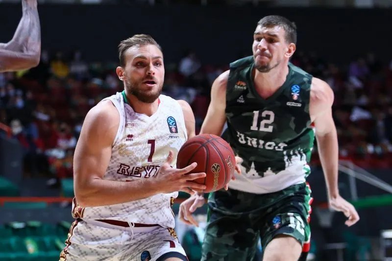 Eurocup – 2 matches Venise-Bourg en 24 heures – Walter De Raffaele : « je crains que contre les Français nous n’ayons pas une équipe adéquate »