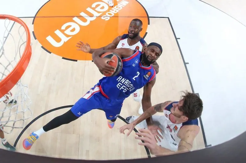 Euroleague : Le grand soir de Chris Singleton (Anadolu Efes), 210e match d’affilée