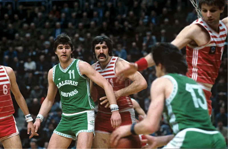 [REDIFF] Vladimir Tkatchenko, l’ours soviétique