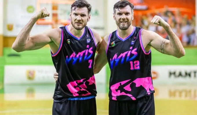 Lituanie: Les frères Lavrinovic toujours performants à 41 ans