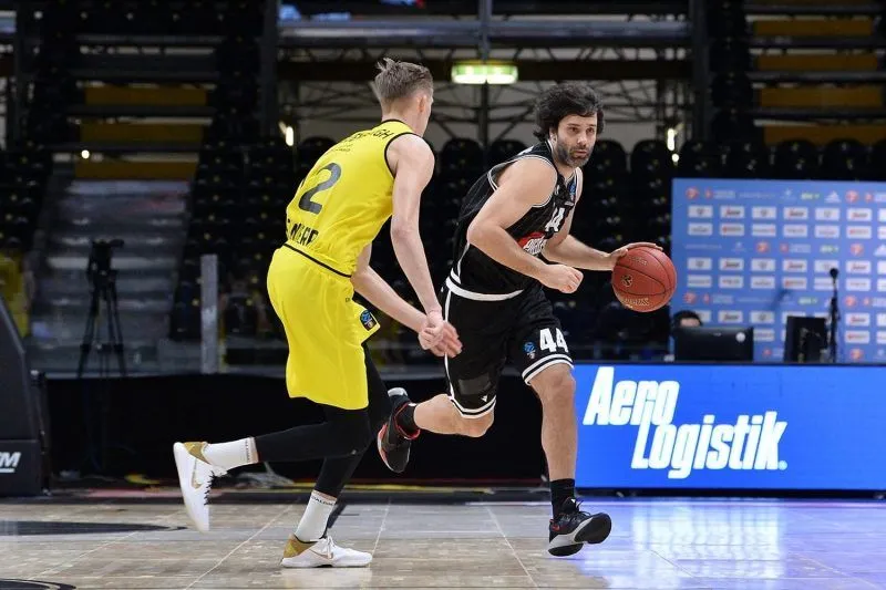 Italie : Milos Teodosic prolonge son contrat avec la Virtus Bologne jusqu’en 2023