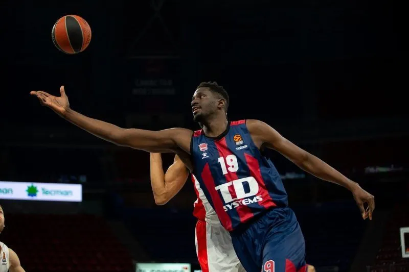 Euroleague : Youssoupha Fall quitte Baskonia, direction l’ASVEL