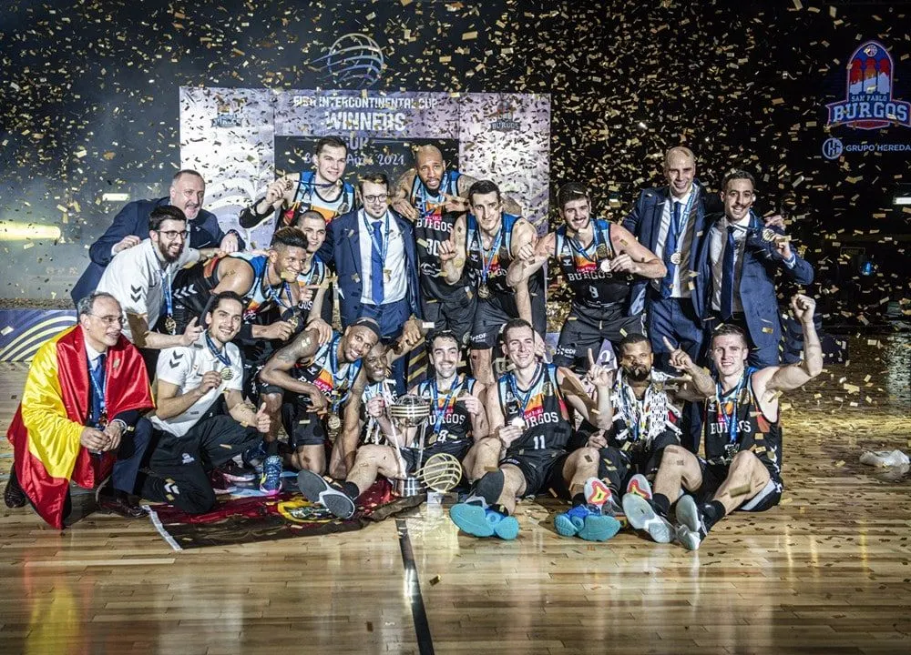 San Pablo Burgos remporte la Coupe intercontinentale