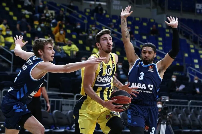 Euroleague : Nando De Colo (Fenerbahçe) de nouveau brillant face à Berlin