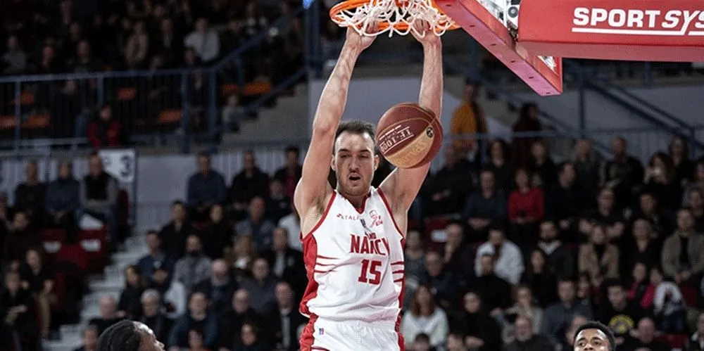 Pro B : Après une rupture des ligaments croisés du genou, Bastien Vautier rebondit à Quimper