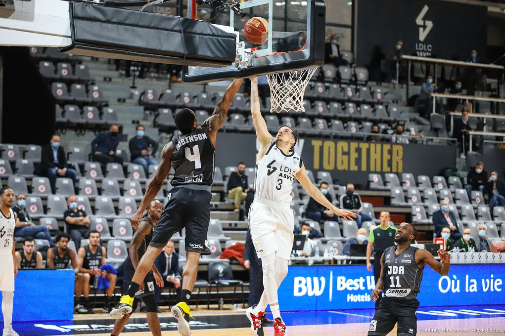 Les 6 infos de la semaine : le retour de Thomas Heurtel, première pour les clubs français en Eurocup…