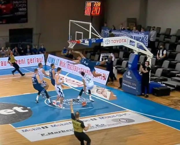 La phrase – Tom Dibgeu : « Lorsque je suis tombé au sol, j’ai pensé que j’étais heureux d’être encore en vie »