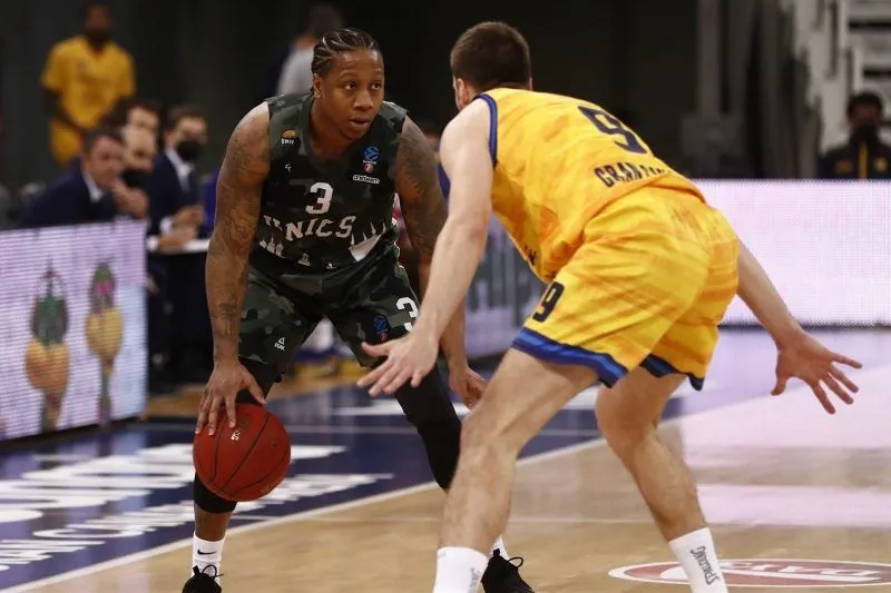 Isaiah Canaan (UNICS Kazan) : « Je ne dépense pas mon argent en bijoux et voitures »