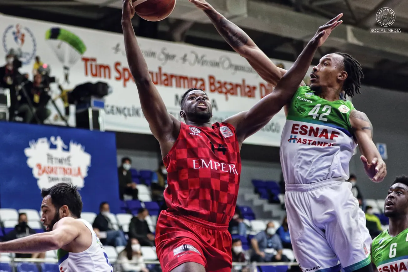 Les Français de l’étranger : Le nouveau coup de Mam’ Jaiteh