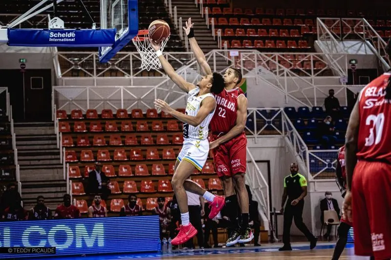 [REDIFF] En direct avec… Matthieu Gauzin (Champagne Basket) : « Quand Gregg Popovich est venu me parler, j’étais impressionné »