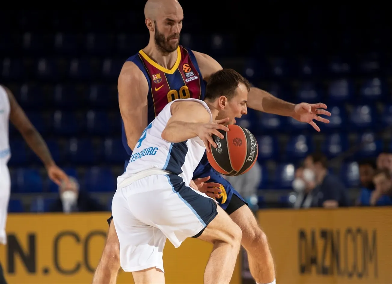 Euroleague : Kevin Pangos et le Zenit surprennent le Barça dans le match 1 !