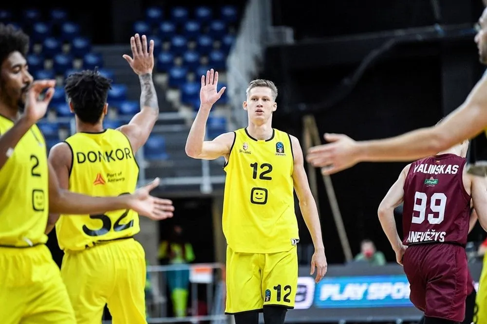 Non drafté en NBA, le Belge Vrenz Bleijenbergh rebondit au Bétis Séville