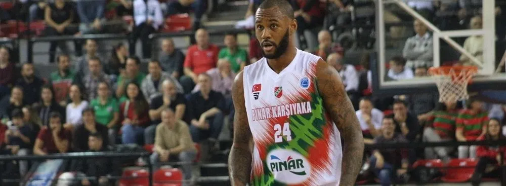 Vidéo : Le buzzer beater de Amath Mbaye qui enflamme la salle