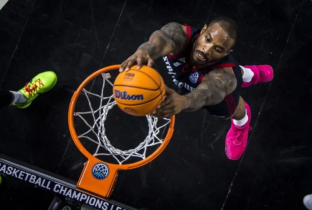 Strasbourg: L’intérieur nigérian Ike Udanoh prolonge jusqu’en 2023