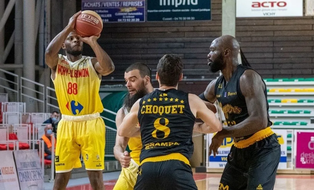 [REDIFF] Étude – Les tirs à trois-points – 1e partie : en France, la Jeep Élite, LDLC Asvel et Lamonte Ulmer au top