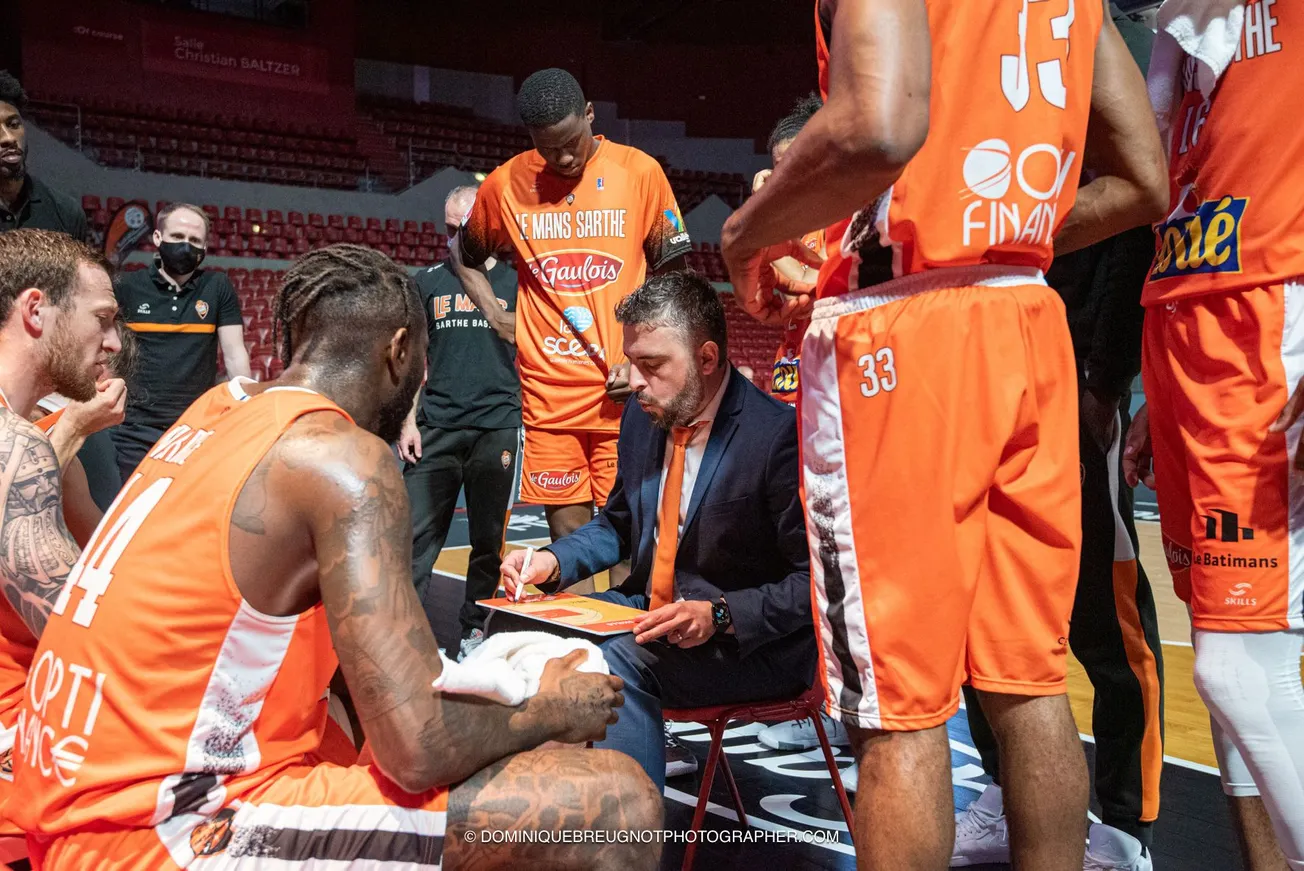 Avant le tour qualificatif de BCL, Le Mans tombe contre Cholet