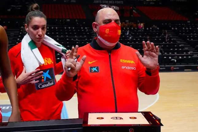 Espagne : L’ancien sélectionneur Lucas Mondelo et la fédération parviennent à un compromis