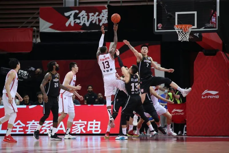 Chine : Sonny Weems et Guangdong champions de CBA