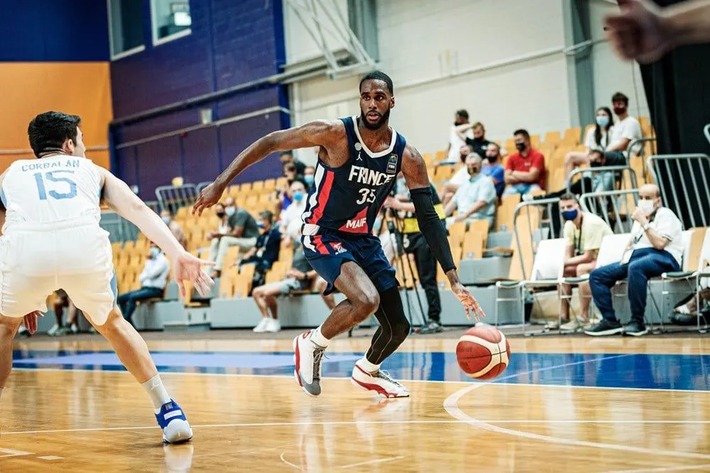 Lucas Ugolin s’engage au Limoges CSP jusqu’en 2026