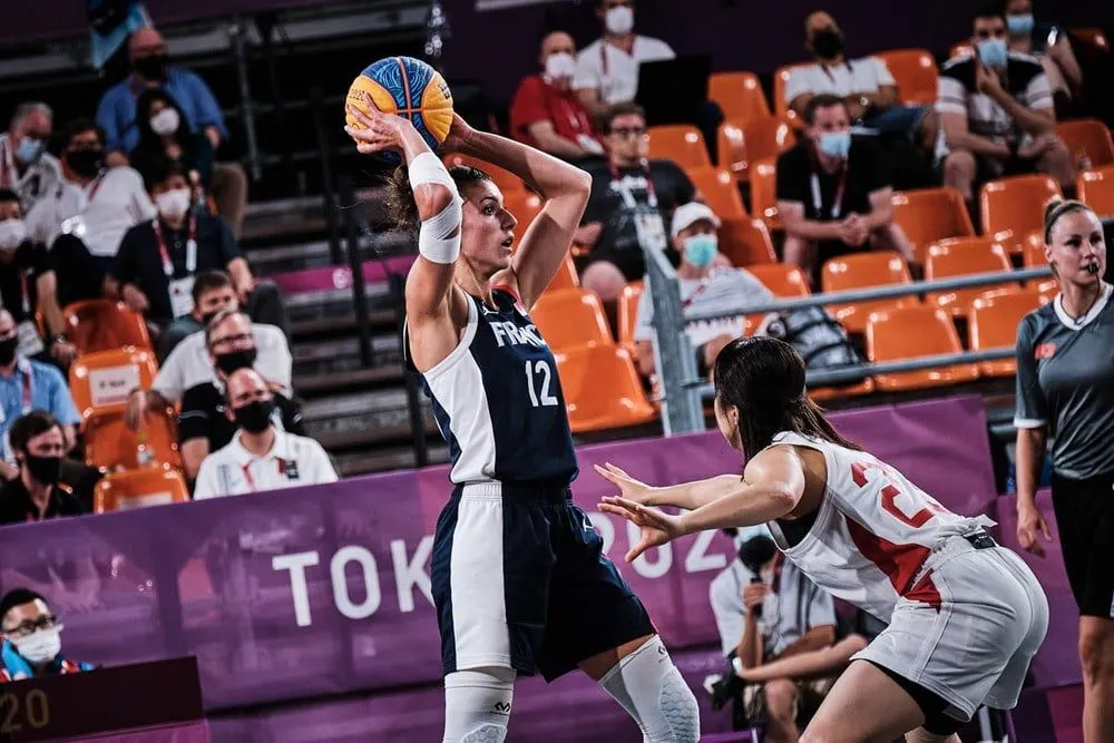 Vidéo: Le résumé de France-Japon en 3×3
