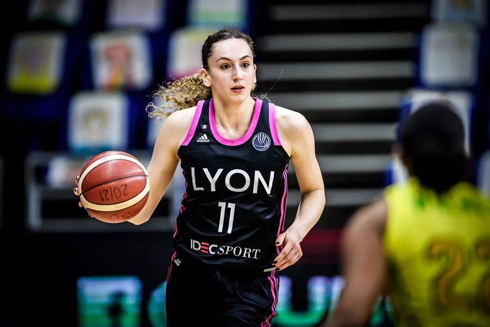 Aleksandra Crvendakić (Serbie) : « Je me sens mieux avec l’ASVEL »