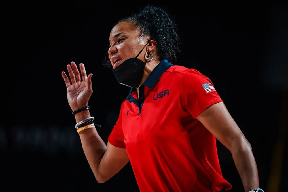 Le match d'ouverture de la saison 2023-24 de NCAA féminine se jouera... à la Halle-Carpentier de Paris
