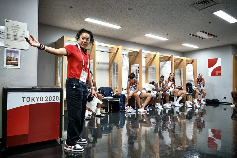 JO Féminin – La coach des Etats-Unis, Dawn Staley, tire sa révérence : « Je suis rassasiée »