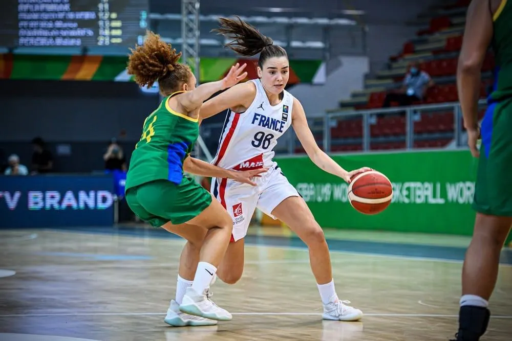 Coupe du Monde U19 Féminine : la France s’impose en ouverture contre le Brésil, 84-52