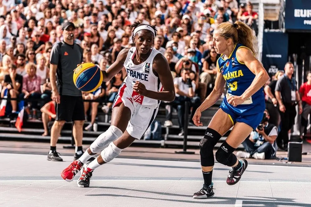 Equipe de France féminine : 15 joueuses sélectionnées pour les qualifications à l’Euro dont Migna Touré