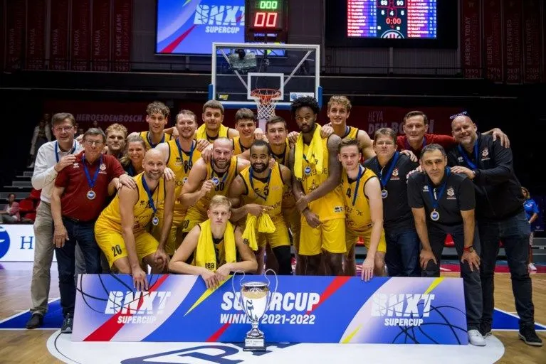 La ligue belgo-néerlandaise est lancée