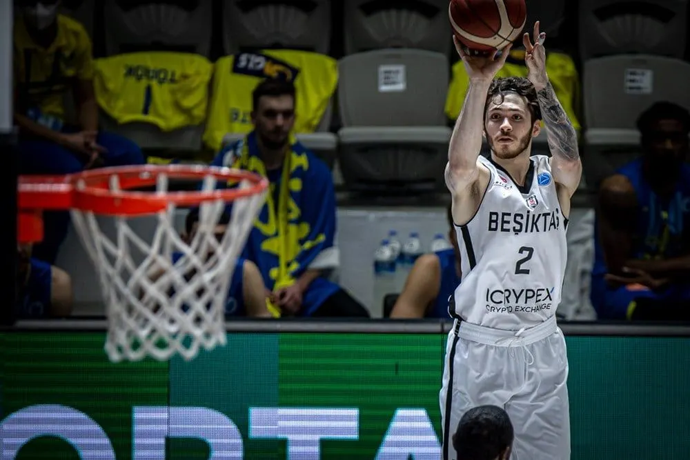 Euroleague : Fenerbahçe se renforce avec le prospect Sehmus Hazer