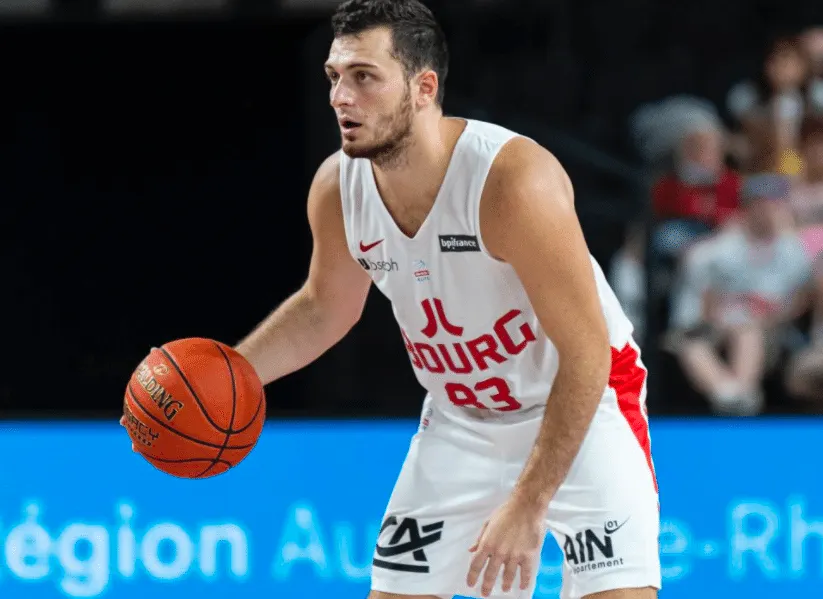 Vidéo : les records en carrière d’Axel Julien et de Thomas Wimbush dans la victoire de Nanterre à Bourg