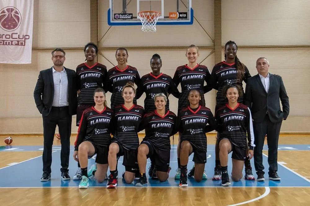 Ligue Féminine : Charleville seul leader, 16 rebonds pour Olivia Epoupa