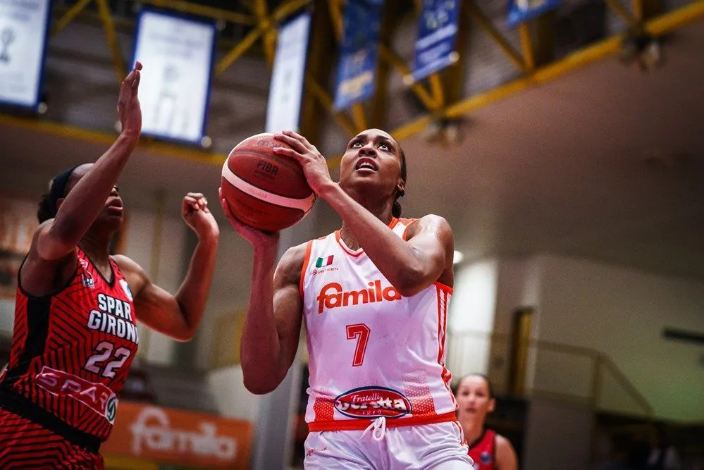 Vidéo : Sandrine Gruda annonce son retour en France sur le plateau de BeIN Sports