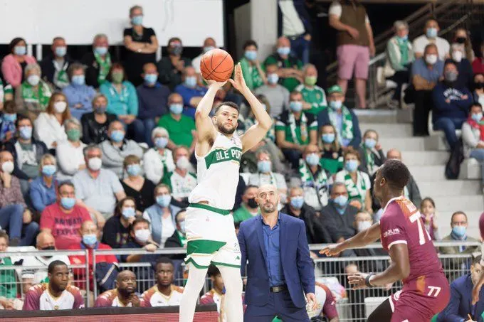 Le Portel : Fracture de la main pour l’Anglais Luke Nelson