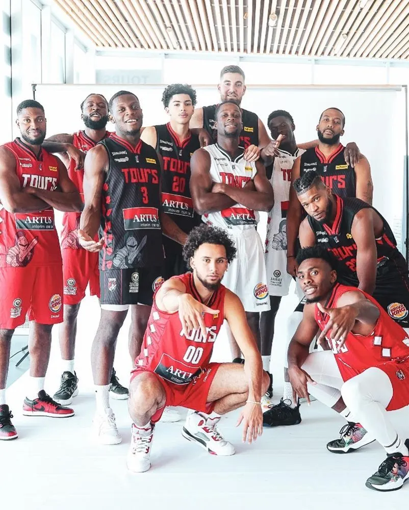 Guide Pro B 2021-22 – Tours : viser plus haut que le maintien