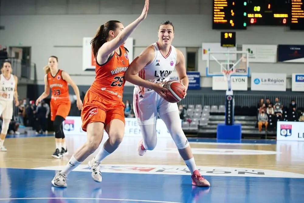 LFB : Lyon 2e, Lattes-Montpellier toujours pas qualifié pour les playoffs