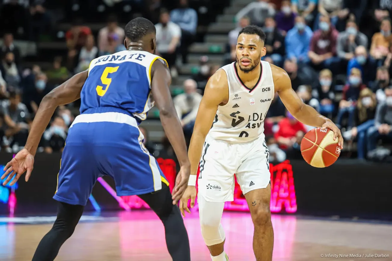 Vidéo : les highlights d’Elie Okobo (ASVEL) depuis le début de la saison en Betclic Elite