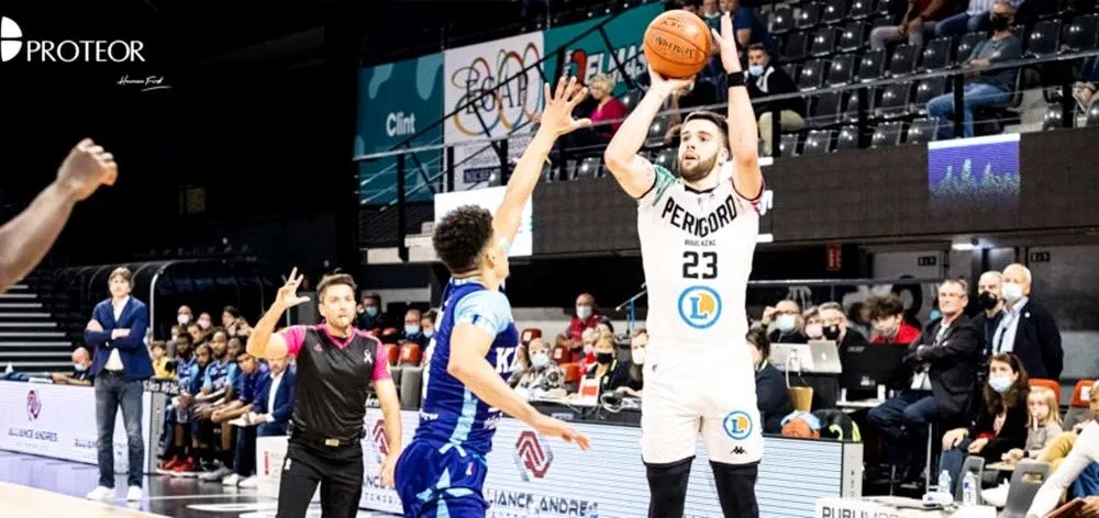 Pro B : Ivan Février renforce Vichy-Clermont