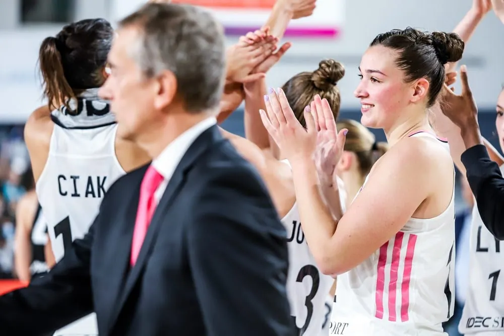 Pierre Vincent après la 6e victoire de suite de l’ASVEL féminin : « On est encore un peu fragiles quand la situation tourne »