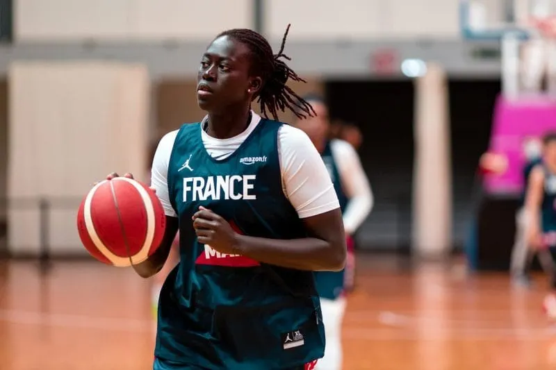 Equipe de France féminine : Aby Gaye forfait, Sandrine Gruda préservée