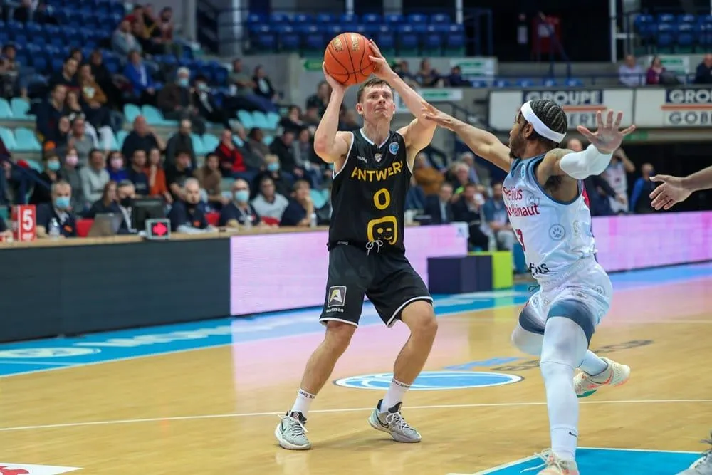 Belgique : La peur du huis clos