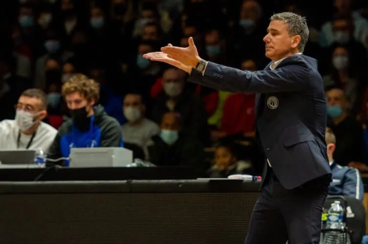 Jean-Christophe Prat (coach Paris) : « C’est inacceptable ! »